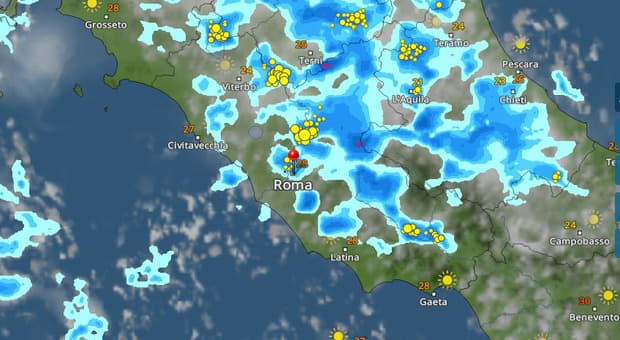  Maltempo a Roma, in arrivo temporali e grandinate: ecco quando e dove pioverà (ma si abbasseranno le temperature) 
