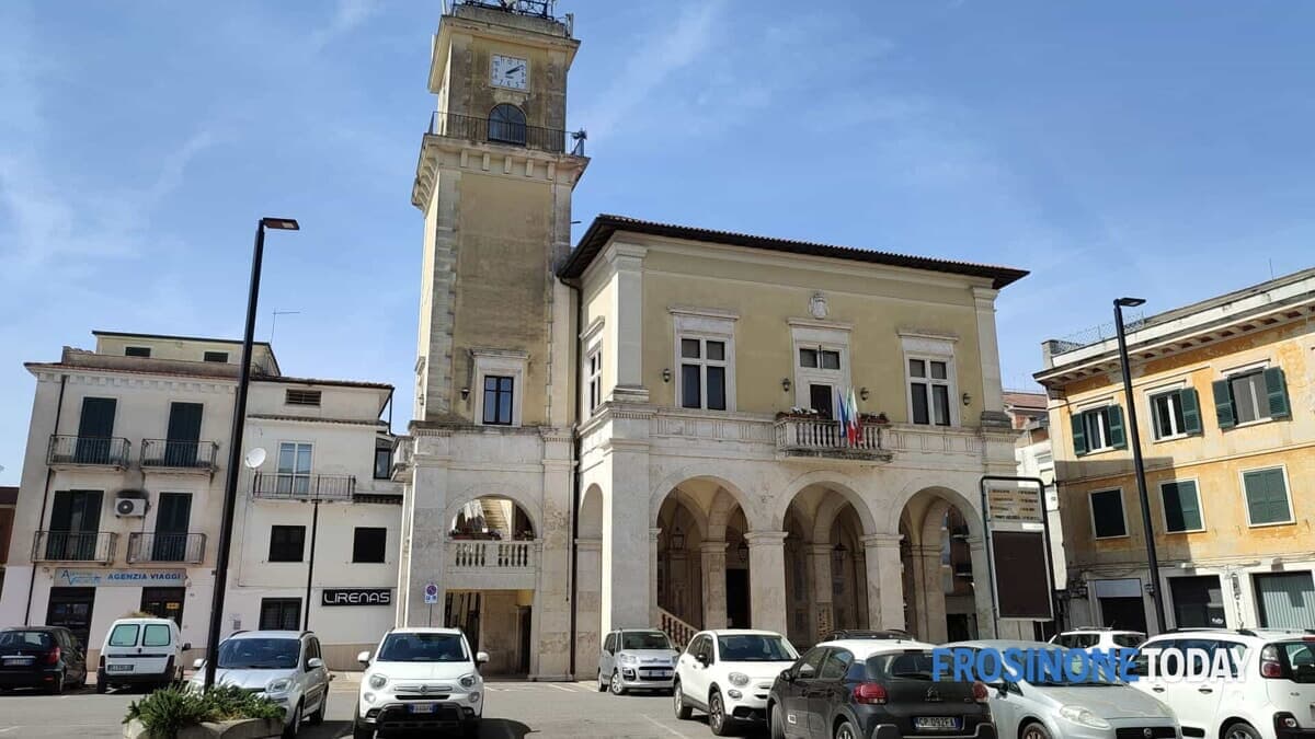 Pontecorvo, la minoranza all’attacco: “Persi fondi, aumenti TARI e occasioni mancate”
