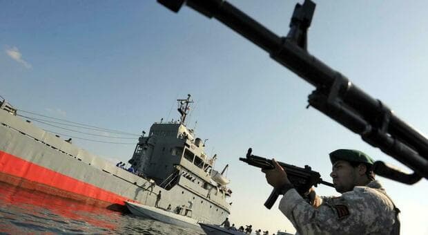  Hormuz, i cacciamine Crotone e Rimini (già a Gibuti con 500 militari) e navi di supporto: la missione italiana 