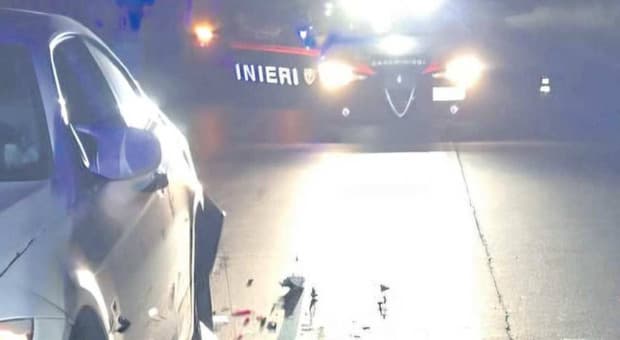  Valerio Serra morto a 16 anni, fatale un incidente auto-moto sulla via del Mare fuori Roma. Grave un altro centauro 