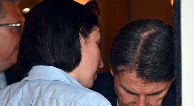  Conte-Schlein: «Destra al Colle? La premier vuole solo il potere». La linea sulle primarie: unica via per unire la nostra comunità 