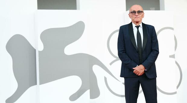  Danny Boyle: «Sono tempi pericolosi. C'è bisogno di giornalisti guardiani del potere» 