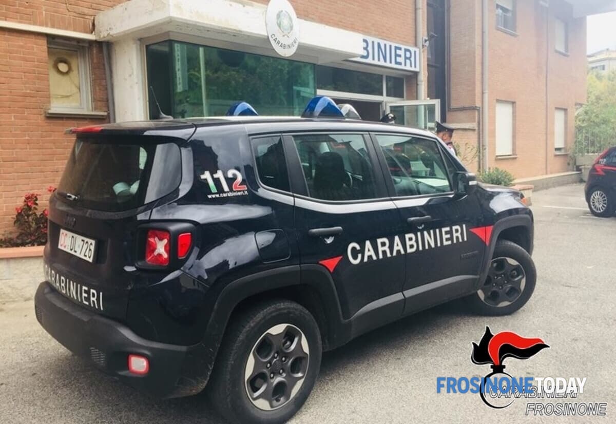 Anagni, ammonimento del Questore per atti persecutori contro l’ex moglie: intervento dei Carabinieri