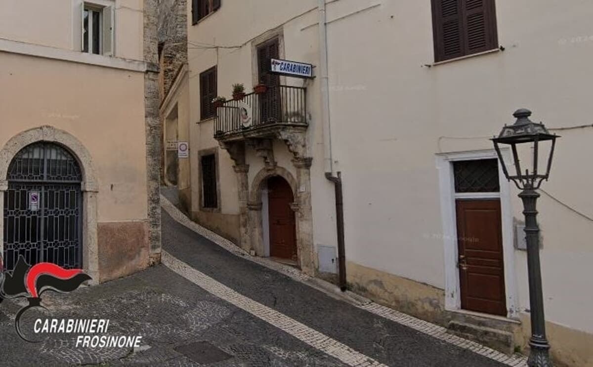 Ferentino, mesi da incubo per una donna: pedinata, minacciata e perseguitata dall’ex. Lui finisce in carcere