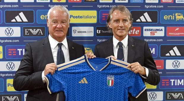  Mancini: «Sbagliai ad andare in Arabia, maglia azzurra come la donna della vita. Farò giocare bene l'Italia, voglio restare a lungo» 