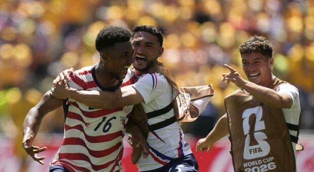  Stati Uniti-Australia 2-0: Freeman e un autogol di Burgess mandano gli americani ai sedicesimi 
