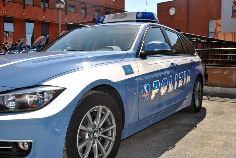 Frosinone, paga 400 euro per una polizza mai emessa: tre denunciati per truffa e riciclaggio