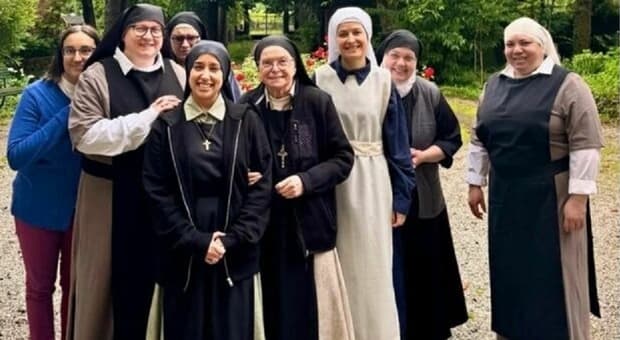  Suore in fuga espulse a Treviso, non sono più tenute ai voti. «Ma l'abbiamo chiesto noi» 