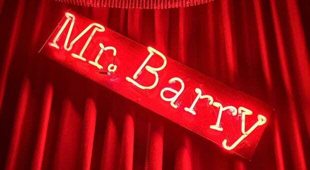  Trastevere, Mr. Barry riapre le porte e la notte romana torna a vivere 