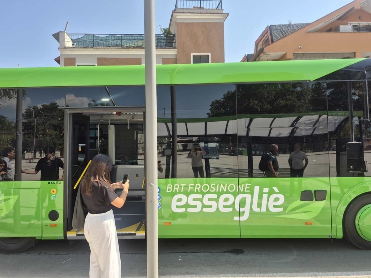 Frosinone, oggi parte il BRT: tra dubbi e curiosità prende il via la rivoluzione della mobilità