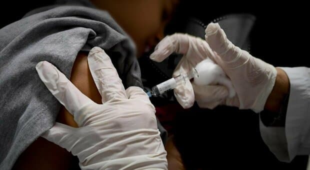  Morbillo negli Usa: quattro morti in Pennsylvania e quasi 700 casi. L?ultima vittima è un 18enne non vaccinato 