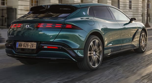  Denza, la granturismo rivoluzionaria: è anche DM-i ibrida plug-in il gioiello cinese ad alte prestazioni 