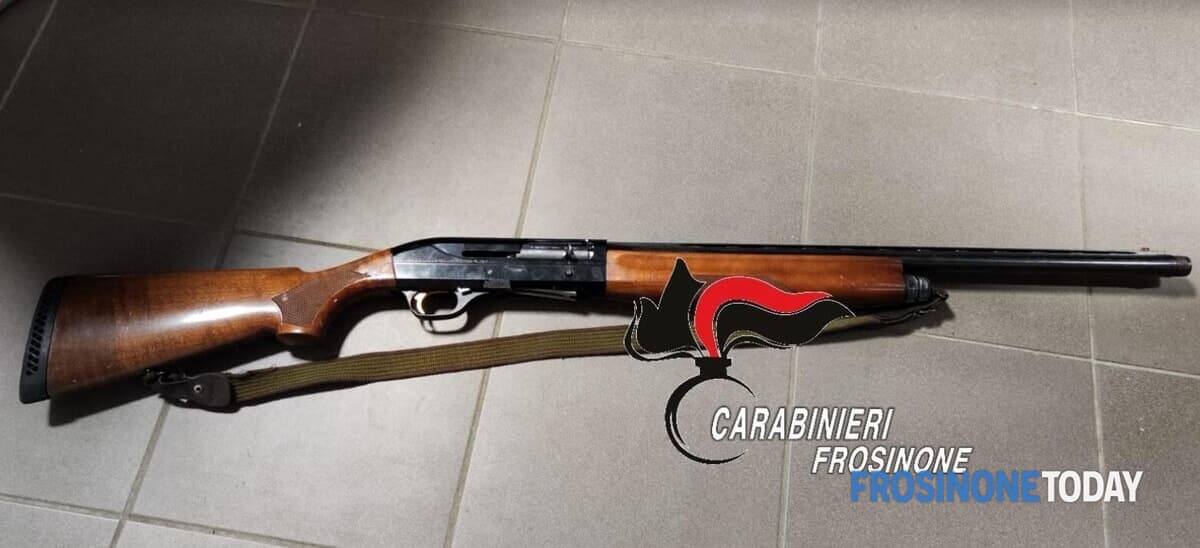 Artena, spara colpi in aria con un fucile: denunciato un uomo di 67 anni