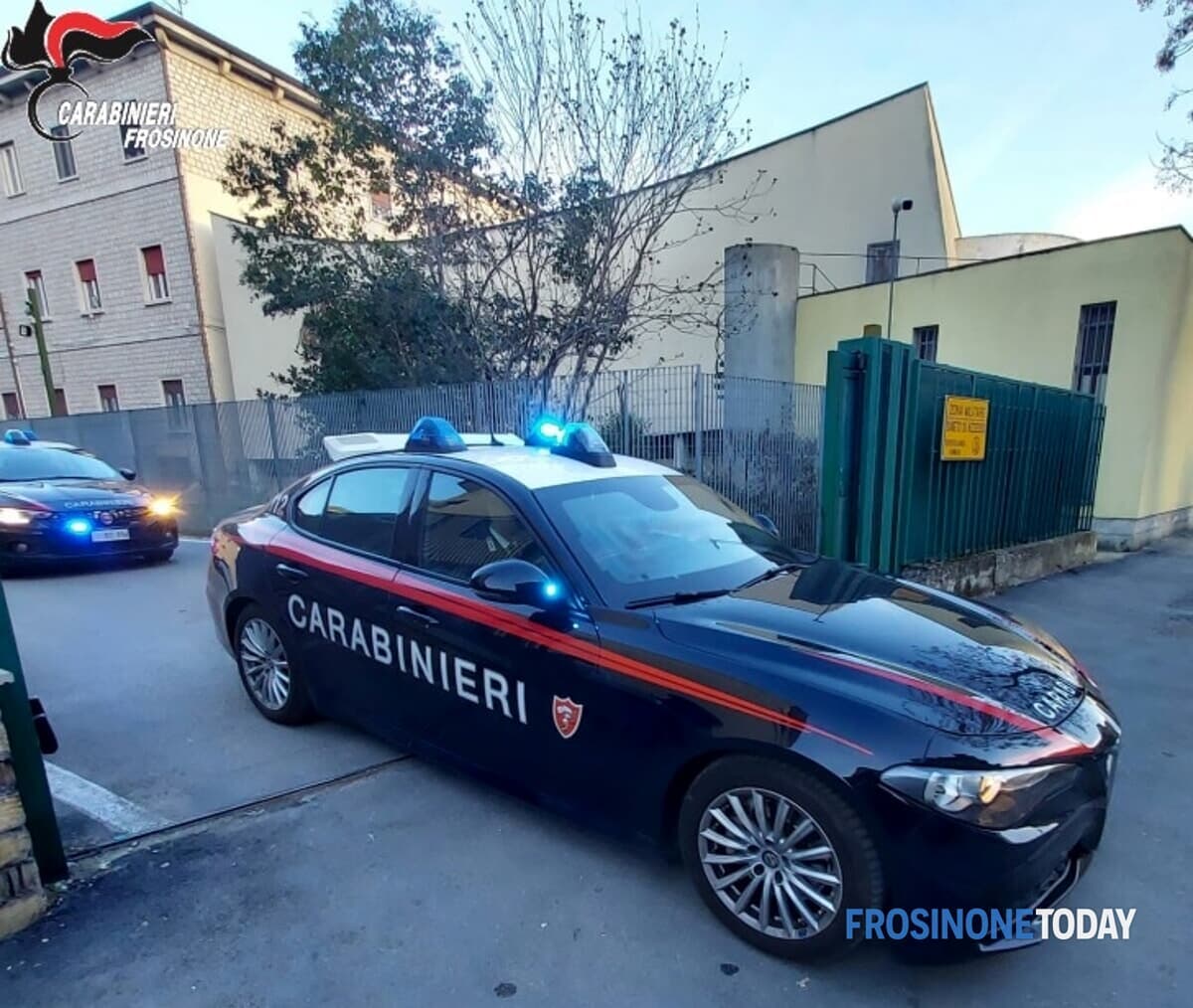 Cassino, denunciato un uomo trovato con un coltello a serramanico e hashish