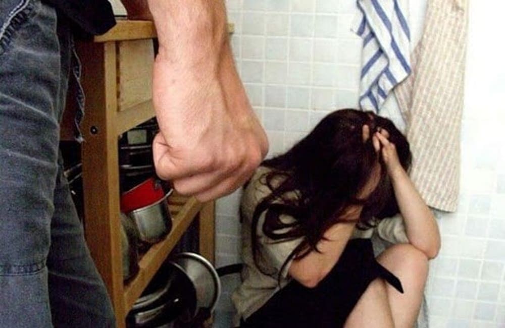 Sora, maltrattamenti in famiglia: allontanato dalla casa con divieto di avvicinamento alla moglie