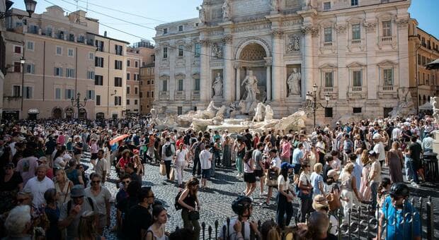  Roma, per il turismo è l?estate dei record (nonostante il caldo torrido): quasi 2 milioni di pernottamenti 