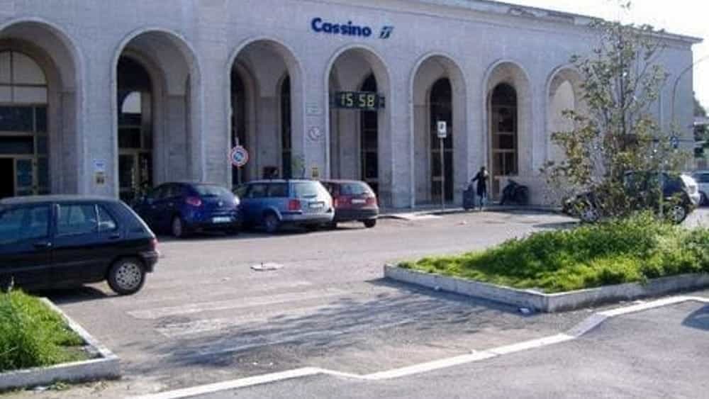 Controlli negli scali ferroviari, espulso cittadino bengalese irregolare