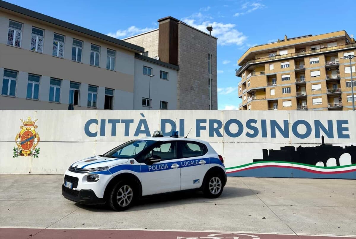 Frosinone, controlli intensificati della Polizia Locale allo Scalo: sanzioni e verifiche su più fronti