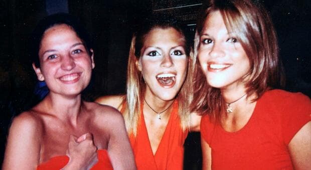  Garlasco, spunta un dossier contro la famiglia Cappa: «?Sempio le conosce, Paola non può dare alibi, Stefania fuma. E gli accertamenti sul tutore?» 