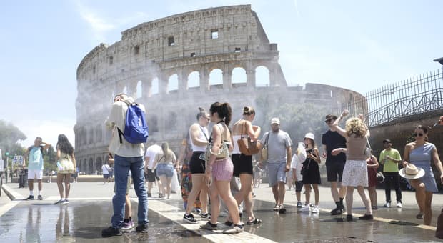  Caldo a Roma, la mappa dei quartieri: in Centro storico e all'Aurelio 4 gradi in più, notti bollenti a Garbatella, più fresco all'Eur 