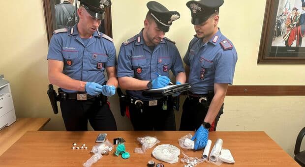 Blitz dei carabinieri di Subiaco, sequestrato mezzo chilo di cocaina: due arresti a Fiuggi 