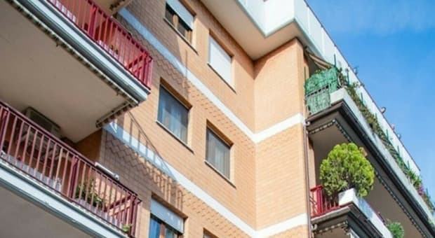 Bambino di due anni cade dal balcone di casa nel Veronese: intubato e ricoverato in codice rosso, è gravissimo 