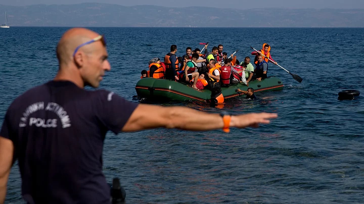 La Grecia pianifica un centro per i rimpatri, seguendo l'esempio dell'Italia