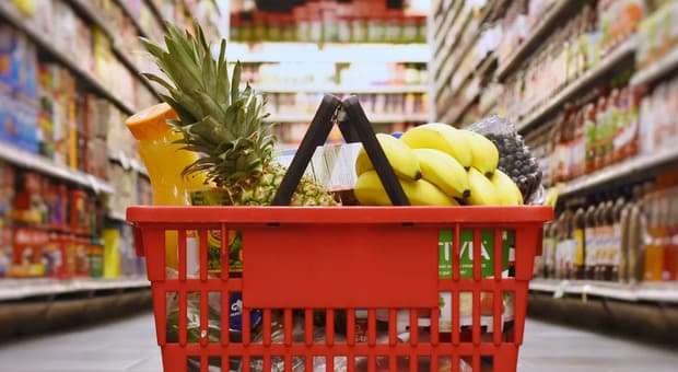  Supermercati aperti a Roma il 29 giugno per San Pietro e Paolo: ecco le catene e gli orari 