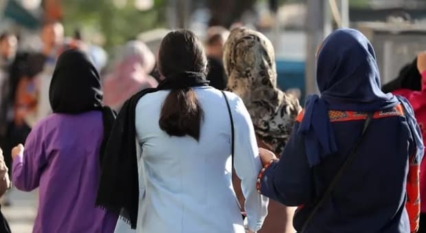  «Se rifiuto il matrimonio combinato mi uccidono»: la storia di Ayesha, 29enne pachistana in Italia 
