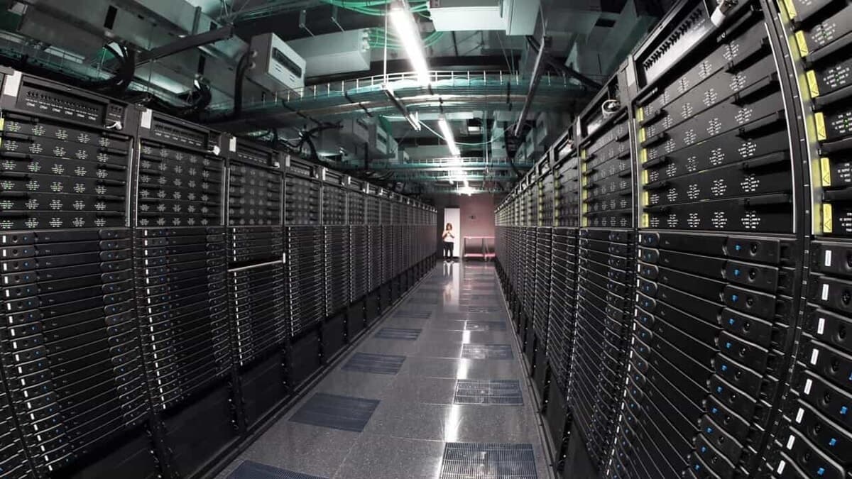 Colleferro, il Data Center divide la città. 200 i posti di lavoro, ma quale sarà il vero impatto sul territorio?