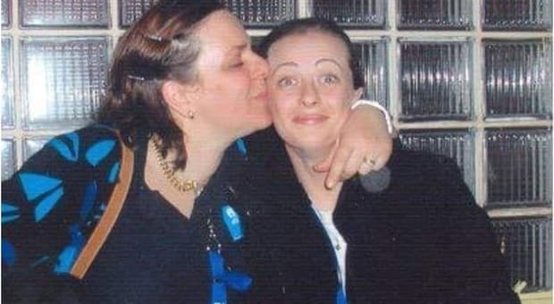  Morta Anna Cece, la militante storica di Fratelli d'Italia aveva 64 anni: dalla foto con Giorgia Meloni ai problemi cardiocircolatori 
