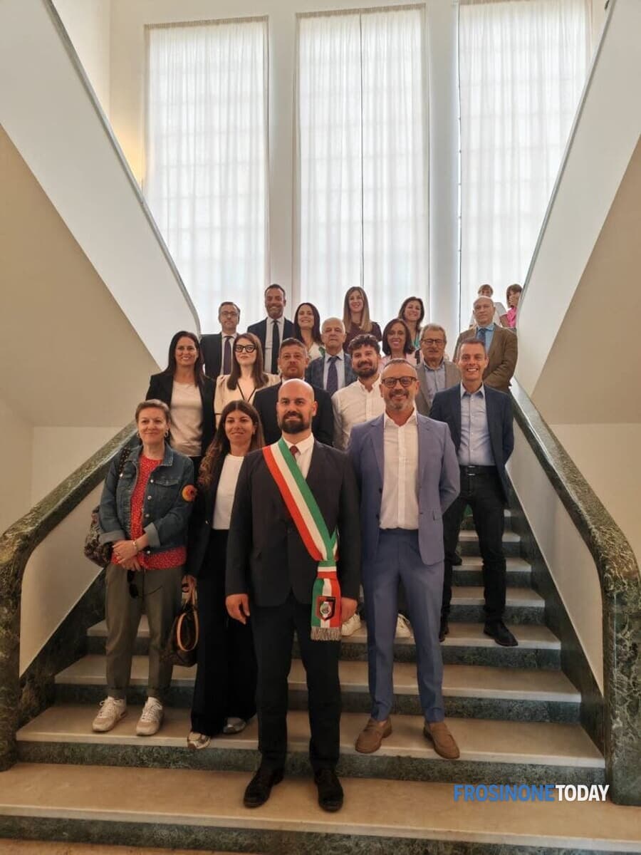 Colleferro, Calamita giura da Sindaco, Sanna eletto presidente all'unanimità (il foto racconto)