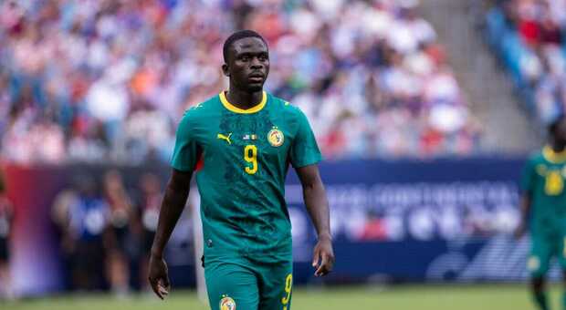  Bamba Dieng, chi è il nuovo colpo della Lazio: età, altezza, carriera, stipendio, ruolo 