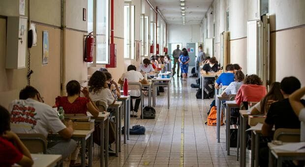  Maturità 2026, tocca agli orali: ecco quando escono i voti delle prime due prove scritte e quando iniziano i colloqui 