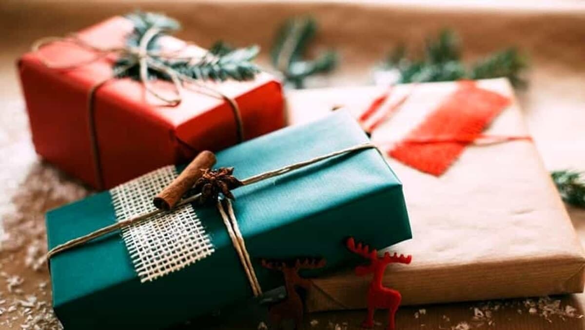 Natale 2025 nel Frusinate: meno spesa per regali e cenoni, boom di viaggi