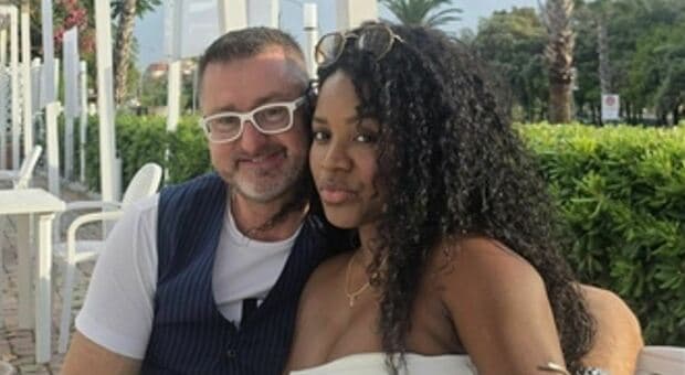  Marco Panichi uccide la fidanzata e confessa: «Sono ancora innamorato». Il legale: «È disperato, si è solo difeso» 