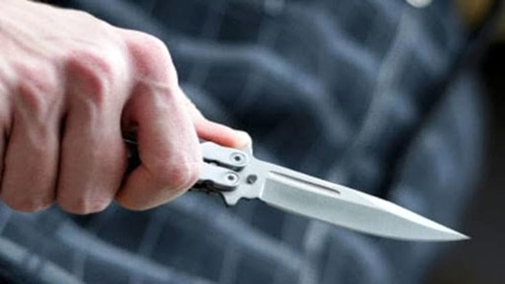 Amaseno, fermato in auto con un coltello a serramanico. Giovane denunciato dai Carabinieri