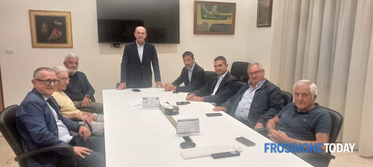 Frosinone, ultimatum di Mastrangeli alla maggioranza: «Entro venerdì alle 18 il nome del presidente o mi dimetto»