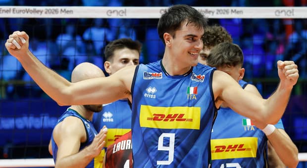  EuroVolley, a Torino l'Italia è inarrestabile: 3-0 alla Danimarca, gli azzurri volano ai quarti degli Europei 