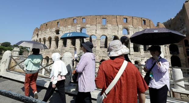  Ferragosto a Roma: tutto esaurito in centro. Da Torvaianica a Fregene, sold out anche il litorale 