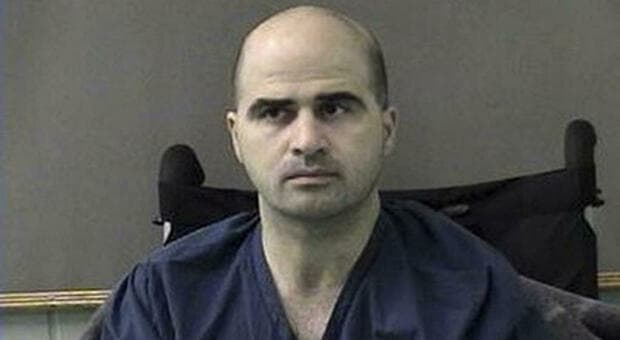  Nidal Hasan, l'autore della strage di Fort Hood, sarà fucilato in diretta streaming. Hegseth: «Tutti devono vedere». Uccise 13 soldati Usa 