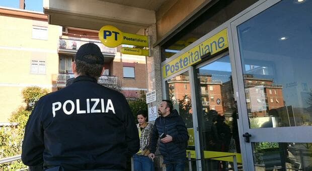  Roma, arrestati i due rapinatori terrore degli uffici postali: incastrati dal gps dell?auto 