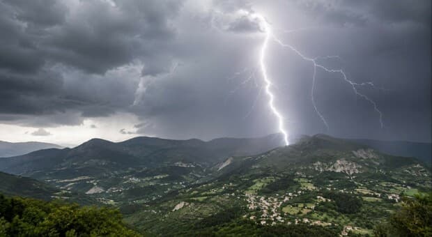  «Così abbiamo salvato il nostro compagno colpito dal fulmine». Il racconto degli scout e la tragedia sfiorata sul Monte Livata 