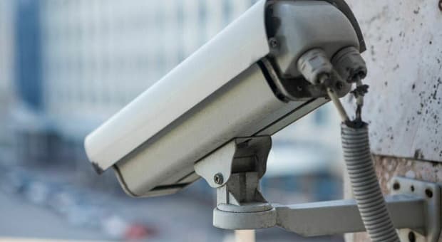  «Gli 007 russi usano semplici cittadini per lo spionaggio in Italia»: il piano tra dossier, telecamere e documenti Nato 