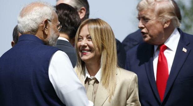  Meloni al G7 tra "Felicità" di Al Bano e il disgelo con Trump: «Abbiamo riso e scherzato». La cena, il menu top secret, le battute 