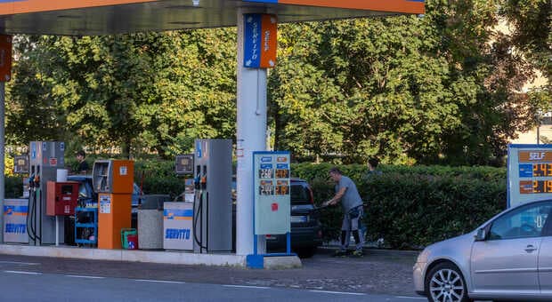  Carburanti, si muove l?Europa. Sconto accise verso la proroga 