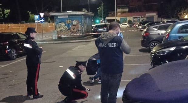  Roma, uomo accoltellato al Quarticciolo: è gravissimo. «Aggredito da un gruppo di persone». Indagini in corso 