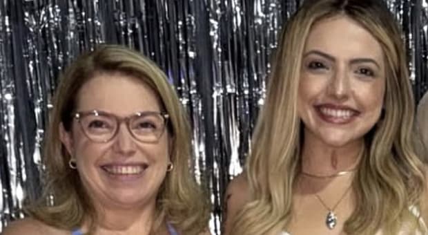  Madre e figlia muoiono di cancro a sole 10 ore di distanza l'una dall'altra. «Nessuna delle due voleva vedere la fine dell'altra» 