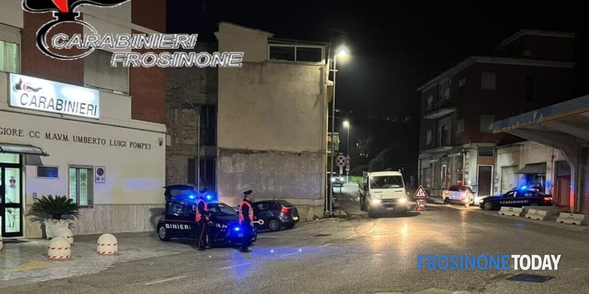 Controllo antidroga a Castelnuovo Parano: sequestrati cocaina, contanti e un coltello
