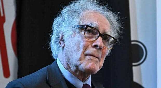  Carlo Ginzburg, morto lo storico italiano più famoso al mondo e teorico della ?microstoria?: aveva 87 anni 